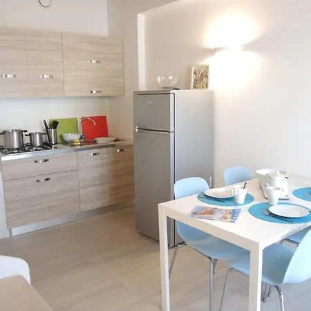 Modern Flat For 4 Guests Sea View - Beahost *