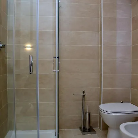 Modern Flat For Four Guests With Side Sea View * 비비오네